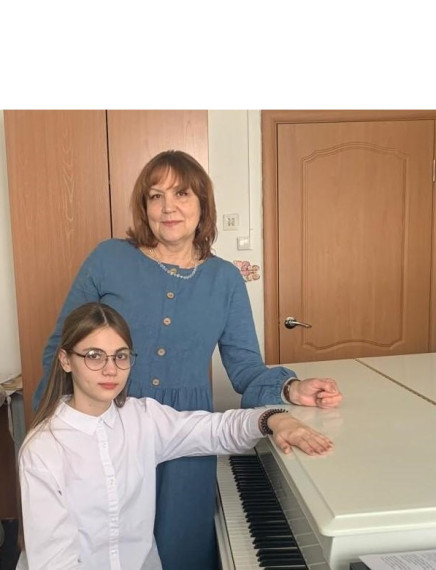 РАДУЕМСЯ УСПЕХАМ ВОСПИТАННИКОВ ДШИ. РАДУЕМСЯ УСПЕХАМ ВОСПИТАННИКОВ ДШИ.